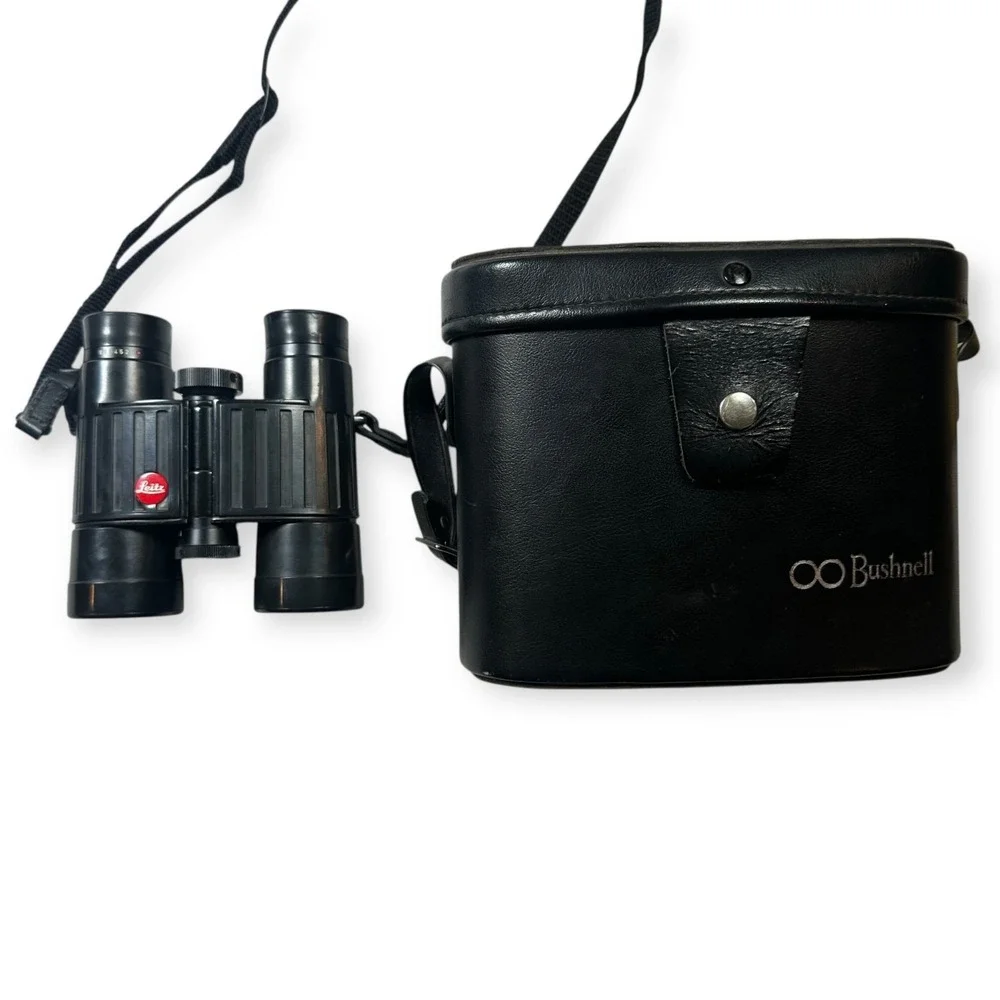 Leitz Trinovid Binoculars 8x32 BA SN 959452 with Aftermarket Case‎